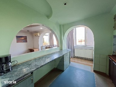 Apartament 3 camere 2 dormitoare 72 mp etaj 2 balcoane zona Terezian