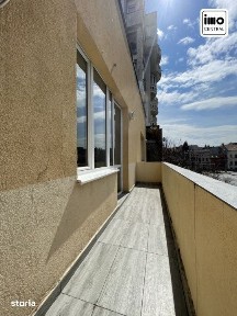 Camera in spatiu birouri in Piata Cipariu