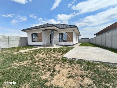 Casa de vanzare cu 4 camere in Santandrei, Bihor