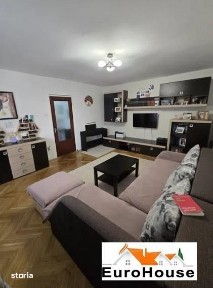 Apartament cu 2 camere de vanzare etajul 1 zona Cetate