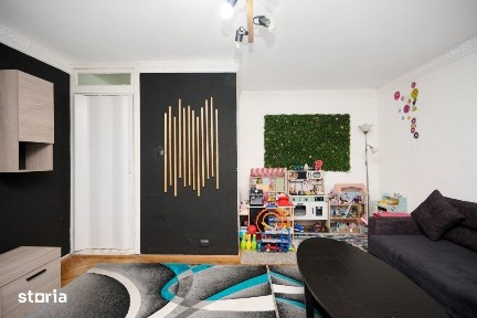 APARTAMENT 3 CAMERE -DECOMANDAT + LOC DE PARCARE - PITEȘTI