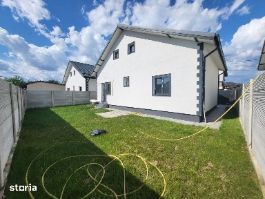 Casa cu 3 camere | Singulara | Gata de mutat