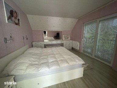 Casa de inchiriat pe Strada Campului/453 mp teren/130mpu/3 dormitoare