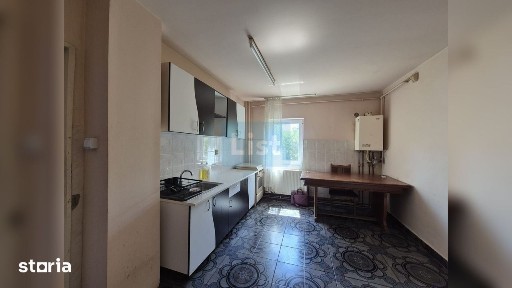 Apartament cu 2 camere, 51 mpu, garaj, zona FSEGA