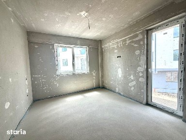 Vans apartament etaj 1, 3 camere in Selimbar