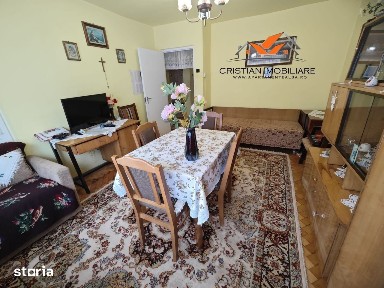 Garsoniera, confort 1, etaj 2, Cetate-Mercur!
