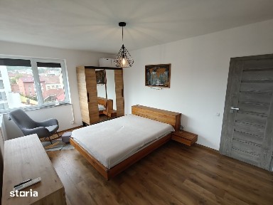 Apartament 3 camere smart-home, 2 băi, terasă & parcare - central Cluj