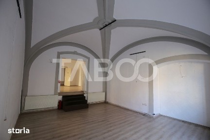 Spatiu comercial de inchiriat in zona Centrala 75mpu Sibiu