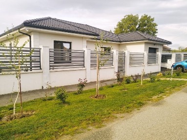Casa modernă (nouă) de Vânzare construcție 2023, Lazuri