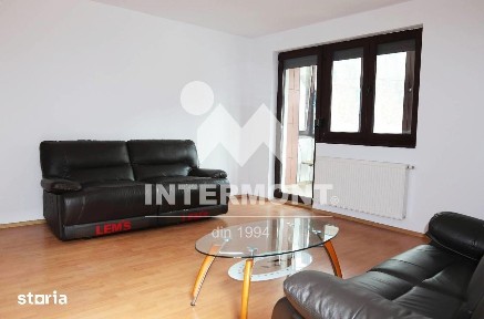 Apartament 3 camere de vânzare în Sinaia | 70,04 mp utili | Parter