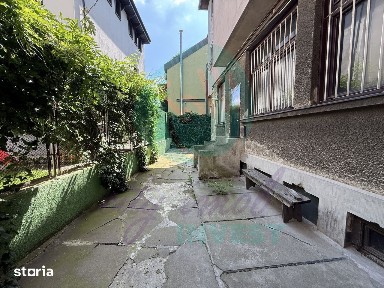 Refugiu urban într-o vilă interbelică