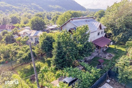 Vila 5 camere, 160mp utili, curte 850mp, urgent