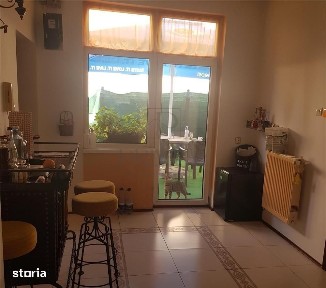GIROCULUI, CASA CU SAD (spatiu alta destinatie), 4 CAMERE, 3 FRONTURI