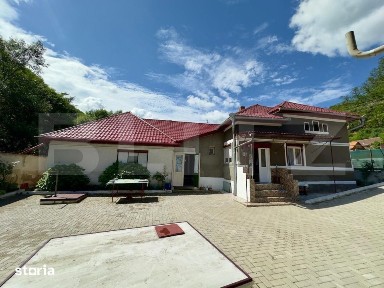 Casa cu potential, 3 camere, anexa, gradina, zona Cugir