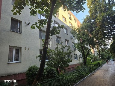 Apartament 3 camere -etaj 2 -Piata Rahova- bloc 4 etaje - anvelopat