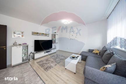 Apartament de vânzare cu 2 camere și loc de parcare la Subcetate