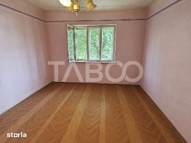 Casa individuala cu 3 camere in zona Lupeni din Sibiu