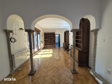Casă cu stil unic, în inima Bucureștiului (zona Eminescu-Vasile Lascăr