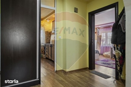 Apartament cu 4 camere de vânzare în zona Sebastian