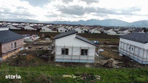 Casă/Vilă cu 4 camere la vânzare - Sânpetru