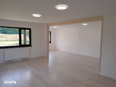 Casă nouă | 700 mp teren | 300 m de Lacul Vâlcele | Merișani, Argeș