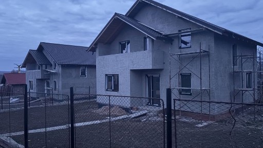 De vanzare casa Parter cu Mansarda