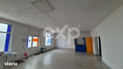 Spatiu Comercial 210 mp + Teren 2.000 mp | Centru Bajesti | Chirias Ex