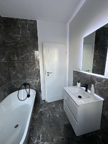 Vila single 4 camere, incalzire in pardoseala, Otopeni central, neg