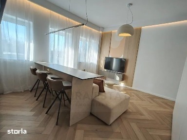 Apartament premium 3 camere 50 mp etaj parcare privata zona Turnisor