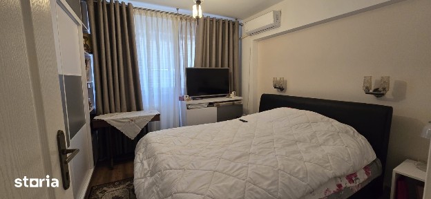 Apartament 3 camere, Centru - Bd Stefan
