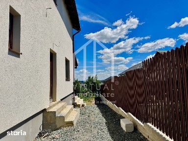 Casa de tip duplex - 110 mp utili, curte de 175 mp - Calea Cisnadiei