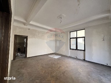 Apartament interbelic spațios, Bd. Dacia - la 3 minute de Piața Romană