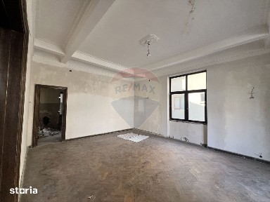 Apartament cu personalitate în vilă interbelică | Bd. Dacia