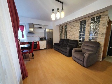 Apartament 3 camere- 68 mp utili + balcon 5 mp decomandat- bloc nou