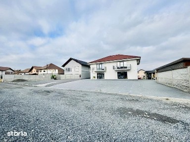 Casa duplex pe orizontala de vanzare pe Calea Cisnadiei in apropiere d