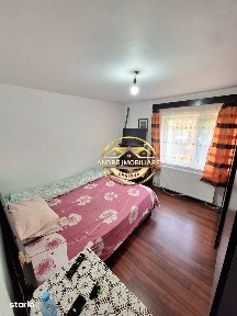 Apartament 2 camere,Craiovița Nouă,centrală,mobilat și utilat