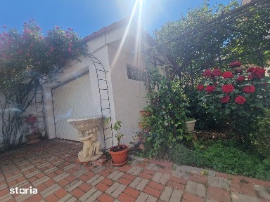 Navodari zona Sud - Vila P+1, 4 camere cu teren 326mp - 260.000euro