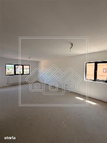 Ap cu 2 camere, balcon - 56 mp utili, balcon - Selimbar