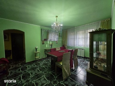 Apartament 3 camere semidecomandat Rahova
