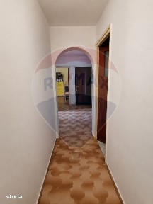 Apartament cu 3 camere de vânzare în zona Aparatorii Patriei