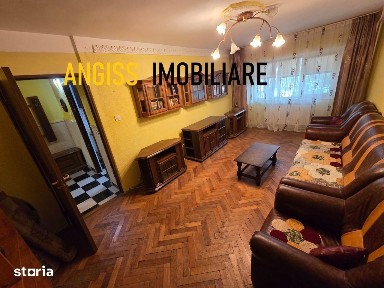 Apartament 3 camere 1990, parter inalt Str. Babadag