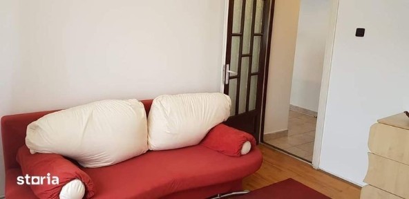 Proprietar inchiriez apartament