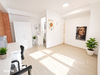 Inchiriez spatiu magazin, langa Platinia
