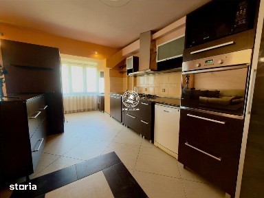 Apartament 3 camere Pacuarari, 86mp, intermediar