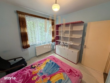 Apartament 4 camere de vânzare 75 mp utili Etaj 3 Zona Spital TBC