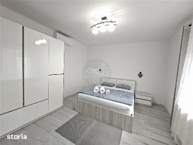 Studio curte proprie 150 mp la casa zona Centrala