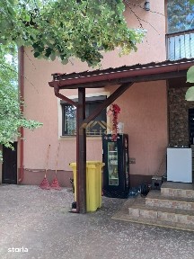 Casă deosebită, Zona Miorița - Comuna Berceni, Curte amenajată