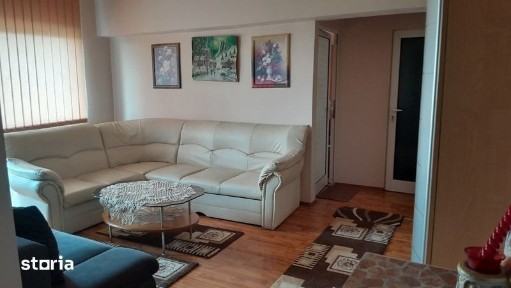Apartament 2 camere Ineu centru etaj 4
