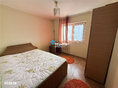 Apartament 2 camere decomandat Podul de Fier