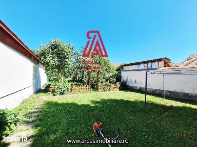 Casa de vanzare- 140 mp -teren 676 mp-Cartier Resita!